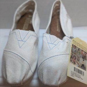 TOMS white Shoes